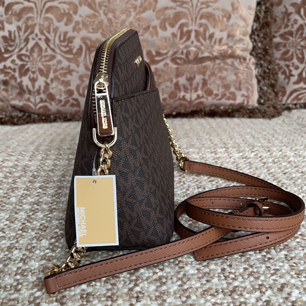 Michael Kors Jet Set Travel Medium Dome Crossbody - Picture 16 of 16